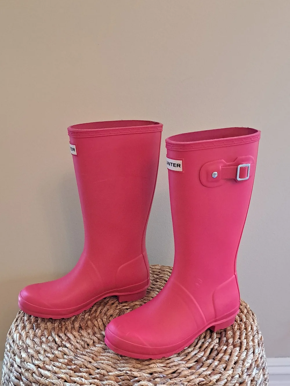Hunter Girls Youth Classic Wellie Rain/Outdoor/Preppy Tall Pink Rubber Boots 4